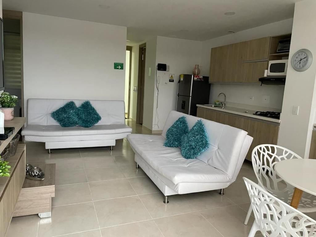 Apartamentos San Jose Vistal Al Lago, Cerca Del Parque. Guatape. Exterior foto