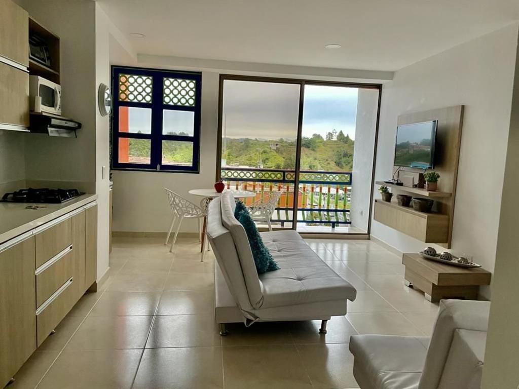 Apartamentos San Jose Vistal Al Lago, Cerca Del Parque. Guatape. Exterior foto